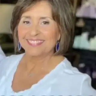 Vivian Marquez